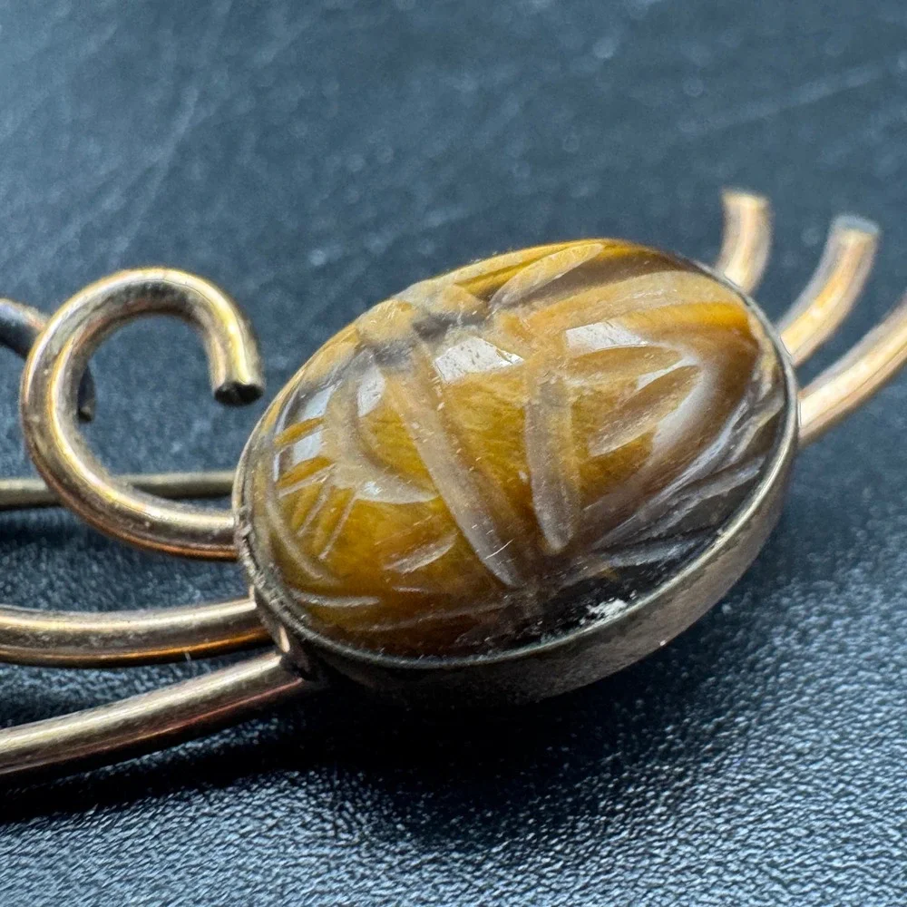 WRE WE Richards 12K Gold‎ Filled Tigers Eye Scarab Brooch VTG Egyptian Revival